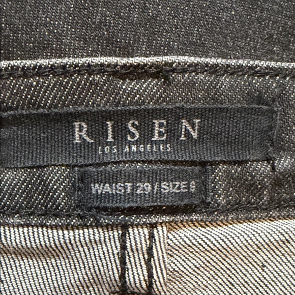 Classic Black Skinny Jeans for Women - Picture 7 of 8